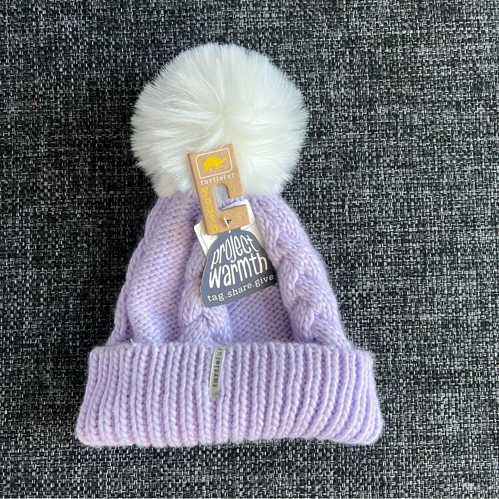 NWT Youth Turtle Fur Lavender Pom Pom Beanie
